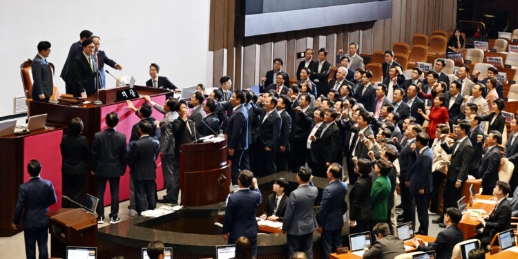 더 세진 채상병 특검… 더 커진 대치 악순환