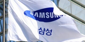 증권가 전망보다 2조 더 벌었다…삼성전자, 2분기 ‘어닝 서프라이즈’