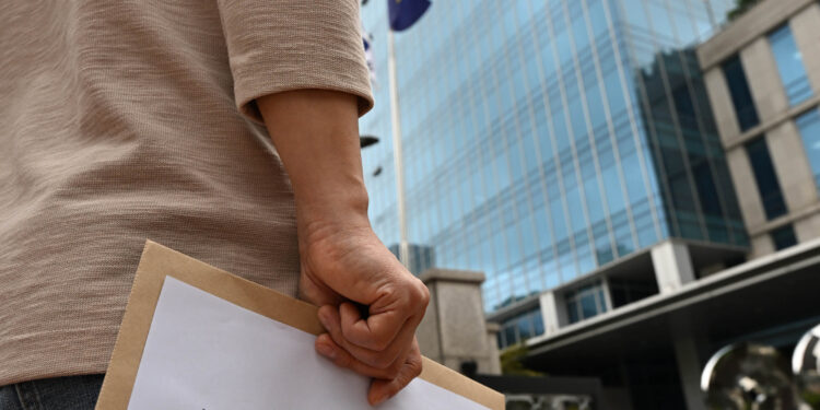 [단독] 짓밟힌 삶… 오늘도 출근이 두렵다 [빌런 오피스]