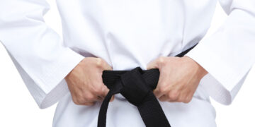 “돌돌 말린 매트에 거꾸로 넣어” 5살 심정지…태권도관장 “장난이었다”