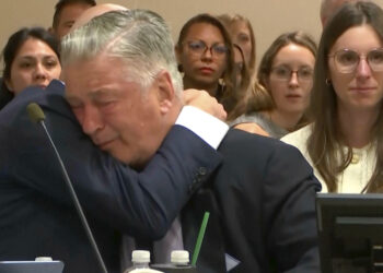 ‘촬영장 과실치사’ 3년 만에 혐의 벗은 앨릭 볼드윈