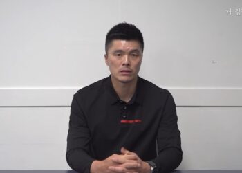 “문제 있는 분들 스스로 나가달라” 축구계 반발 일파만파