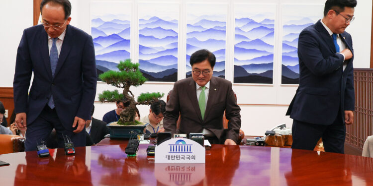 여야 본회의 줄다리기… “종부세 등 민생부터” “세수 대책부터”