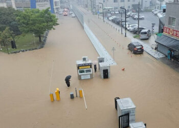 주말, 전국이 장맛비…토요일 새벽부터 수도권·충청 다시 때린다