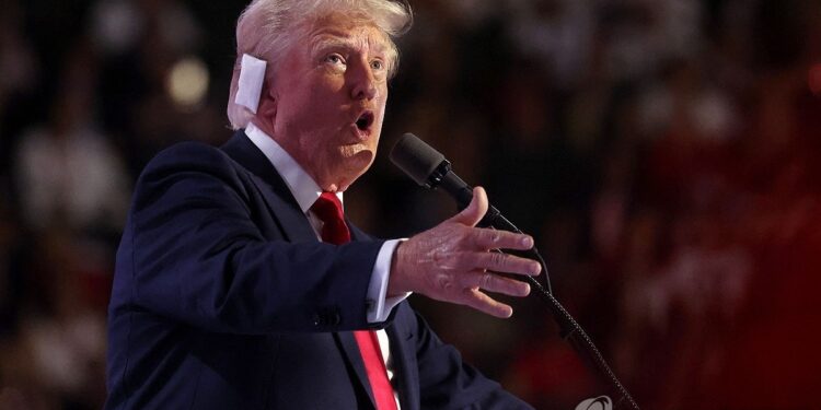 “美 전체의 대통령 될 것” 생애 3번째 대선후보 수락한 트럼프