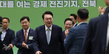 체코 원전 수주로 국정 드라이브···尹 지지율, 4% 포인트 오른 29%