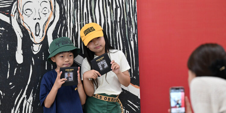 53일 만에… 뭉크전, 10만명 넘었다