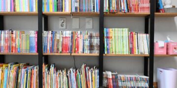 [단독] “초등생도 1분 만에 뚫었어요”… 교실에 게임 판 깔아준 ‘디벗’[안녕, 스마트폰]