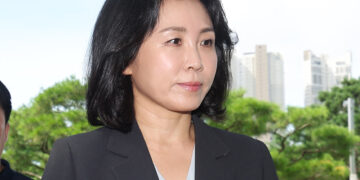 [속보] 검찰, 선거법 위반 혐의 김혜경에 벌금 300만원 구형