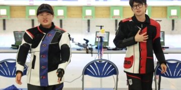 사격서 첫 메달…박하준-금지현, 혼성 10m 공기소총 銀 확보