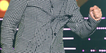 가수 나훈아 마지막 콘서트 일정 공개…“남아 있는 혼 모두 태우겠다”