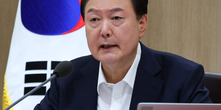 尹 “원전산업지원특별법 제정…금융투자소득세 폐지”