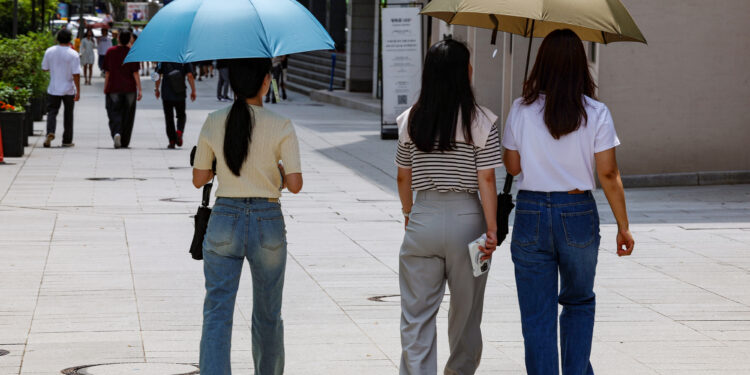 이미 끝난 올해 장마…‘35도 이상’ 폭염·열대야 이어진다