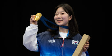 파리 시상대 맨 위에서 빛난 ‘금메달’ 앙팡 테리블