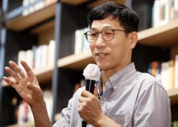 진중권 “김건희 여사도 ‘의대 2000명’ 증원 완강하더라”