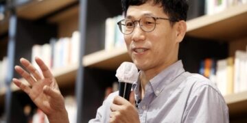 진중권 “김건희 여사도 ‘의대 2000명’ 증원 완강하더라”