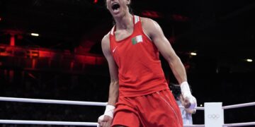 ‘남성 염색체’ 여성 복서, 올림픽 첫 메달 논란