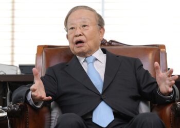 시대 뒤처진 온갖 규제… 공들여 쌓은 산업 생태계 무너질라[월요인터뷰]