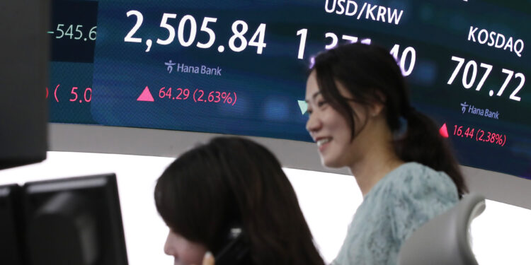 코스피 하루만에 4%대 반등 성공…삼성전자 4%↑