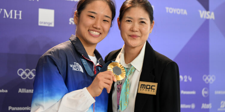 방수현 “안세영만 힘든 것 아냐…협회의 특별케어 밝혀질 것”