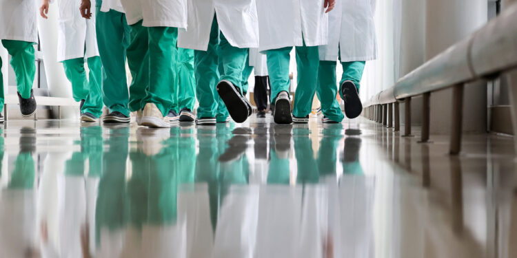 정부 “하반기 전공의 모집 9일 재개…사직 레지던트 복귀 1주 새 2배↑”