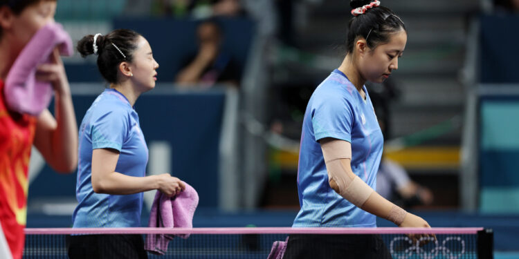 만리장성 앞 세 번째 눈물… 그래도 날아라, 삐약이