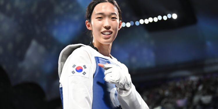 ‘파죽지세’ 태권도, 김유진의 2번째 금빛 발차기…한국 金 13개, 원정 최다 동률