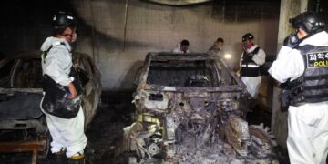 벤츠 “인천 전기차 화재 피해 주민에 45억 지원”