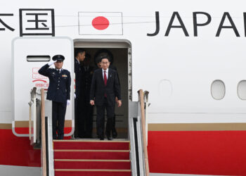 [속보] 日 기시다, 긴급기자회견 “자민당 변화 첫걸음 내가 물러나야”