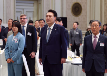 尹 “독립영웅 정신 기억… 유공자·후손 예우에 최선”