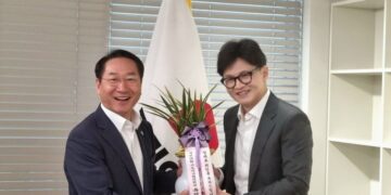 與 시도지사협 “국론 분열 일으킨 이종찬 광복회장 사퇴해야 마땅”