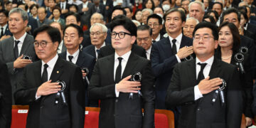 ‘DJ 정신’ 한목소리로 외친 여야, 속내는 따로따로