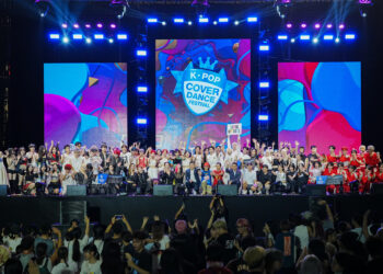 하노이 중심에 K팝 흐르자 글로벌 관객 3만명 한국어 떼창