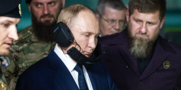 푸틴, 쪼들리나…13년만에 체첸행 “당신들 덕에 러시아 천하무적”