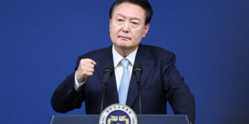 尹 “연금 보장 명문화로 청년들에 확신”