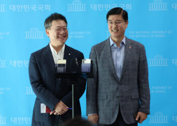 여야 대표, 채상병특검법 등 논의키로…의정갈등은 빠졌지만 즉흥 논의 가능성도