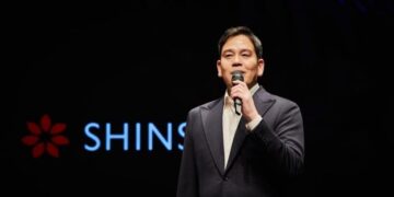 반년 만에 인스타 재개한 ‘용진이 형’…티셔츠 적힌 글 보니