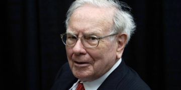 94세에도 콜라·사탕 즐긴다?… 워런 버핏 장수 비결은 기쁨!