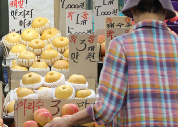 8월 물가 상승률 2.0%… 3년 5개월 만에 최저