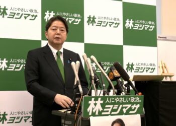 日자민당, 선거 앞두고 보수본색… ‘자위대 헌법 명기’ 속도낸다