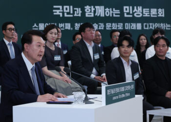 尹 “민주화 도시 광주, AI·모빌리티로 첨단산업 지형 바꿀 것”