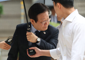 이재명 “김문기와 골프·낚시한 건 팩트인 듯…기억 안 나”