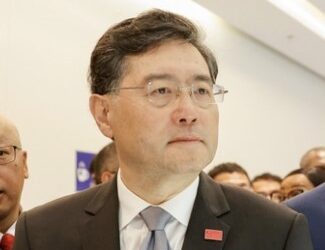 中 ‘전랑외교’ 상징 친강, 국영 출판사 한직으로 밀렸다