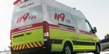 아파트 지하주차장서 테슬라가 벽면 충돌…70대 대리기사 숨져