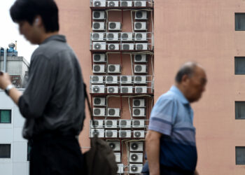 늦더위에 에어컨 못 끈다, 9월 전력 수요 ‘한여름’ 수준