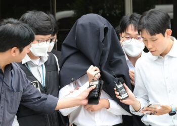 복귀 의사 ‘블랙리스트’ 만든 사직 전공의 구속…“증거인멸 우려”