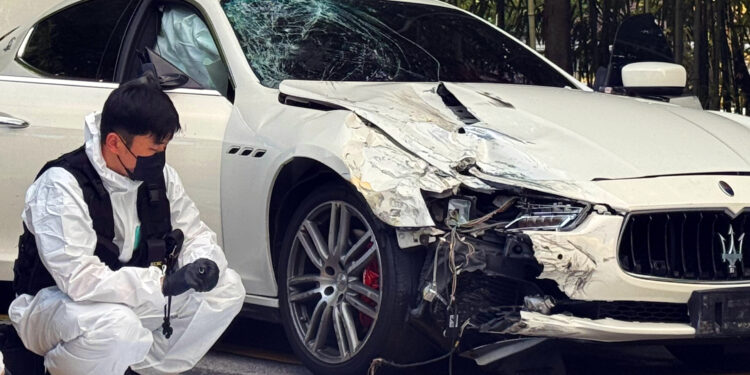 ‘뺑소니’ 마세라티 음주운전 시인 “사이렌 소리 무서워 도망”