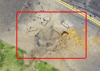 日공항 ‘폭탄’ 터져 마비, 활주로 폐쇄…2차대전 美 투하 불발탄