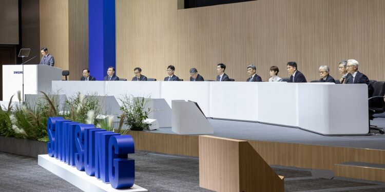 6만원도 아슬아슬…삼성 반도체 고위 임원들 잇따라 자사주 매입