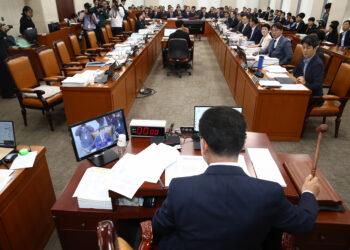 김여사 vs 이재명… 첫날부터 블랙홀